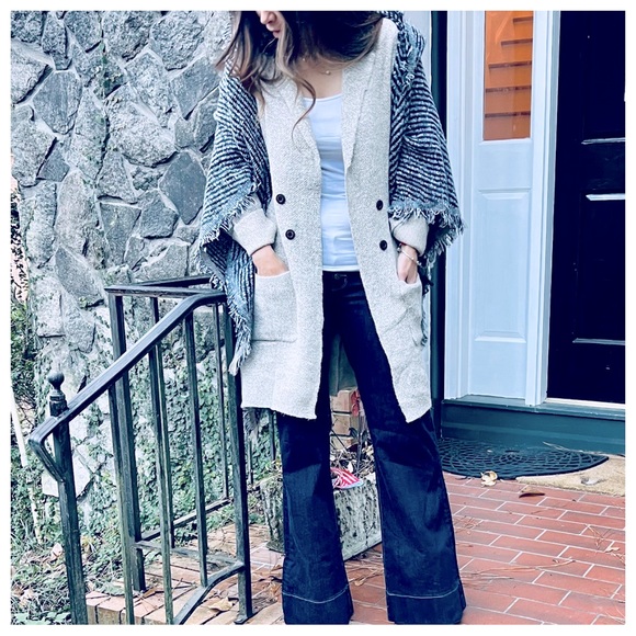 #55 Beautiful Boho Knit Jacket Coat with front pockets - Picture 1 of 5